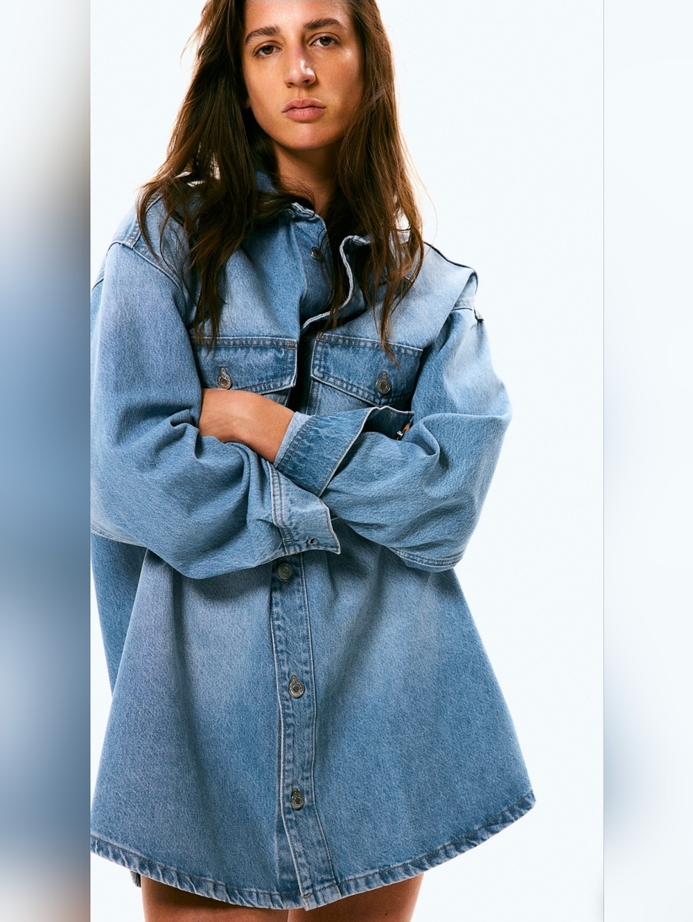 H&M Oversized Denim Shirt Dress Size Medium/Large NWOT - Picture 2 of 10